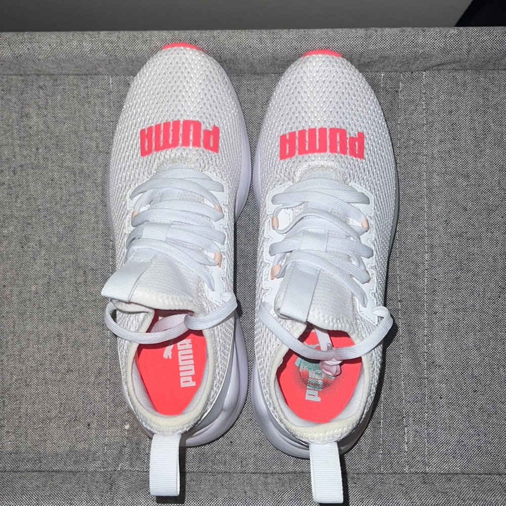 Pink and White Puma tennis shoes never worn.